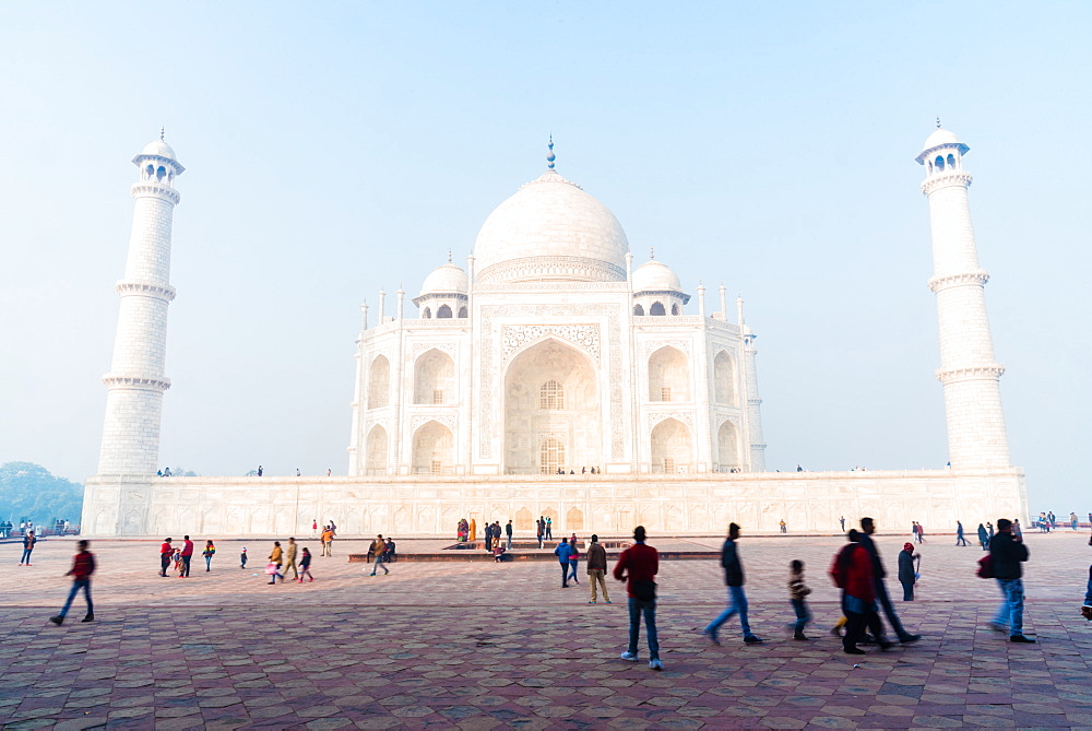 The Taj Mahal, UNESCO World Heritage Site, Agra, Uttar Pradesh, India, Asia