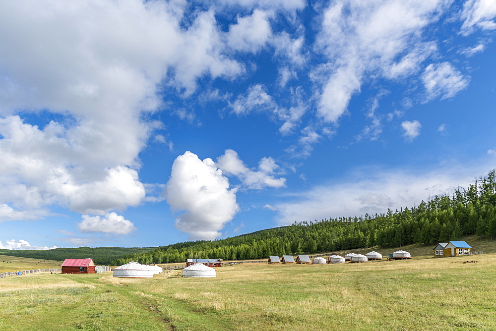 Tourist ger camp, Burentogtokh district, Hovsgol province, Mongolia, Central Asia, Asia