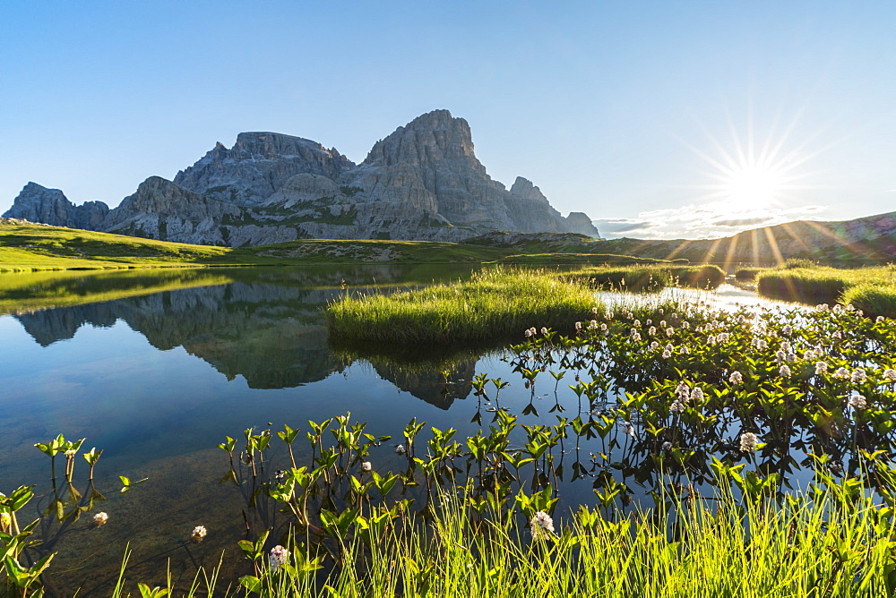 Schusterplatte and Innichriedl Knoten mountains by Piani Lakes in Italy, Europe