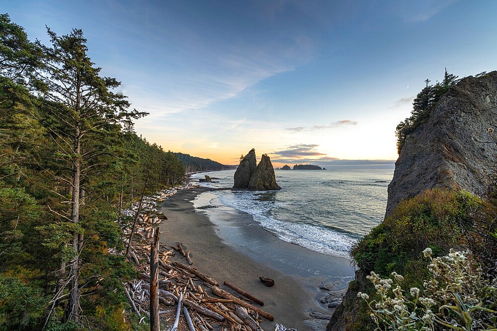 Sunset at Rialto Beach, La Push, Clallam county, Washington State, United States of America, North America