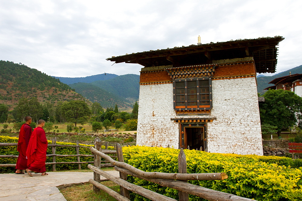 Buddhist monks of the Punakha Fortress Monastery, Paro, Bhutan, Asia