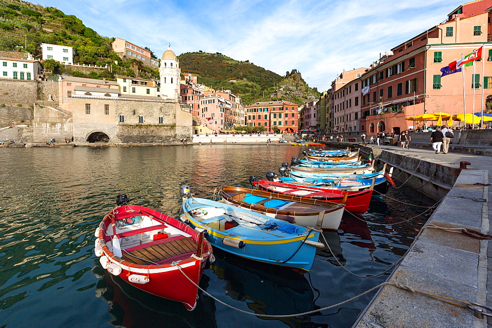 Colourful fishing boats in Vernazza harbour, Cinque Terre, UNESCO World Heritage Site, Liguria, Italy, Europe