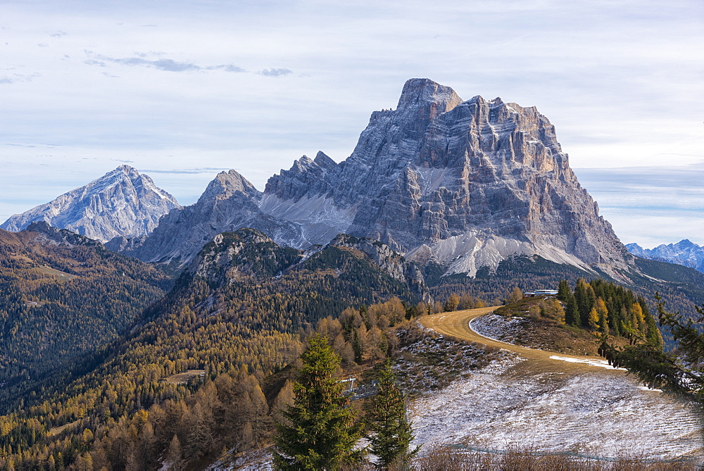 Pelmo and Antelao in autumn, Dolomites, Veneto, Italy, Europe