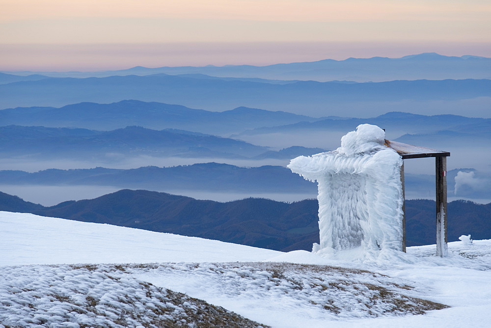 Hut on the summit of Monte Catria in winter, Apennines, Umbria, Italy, Europe