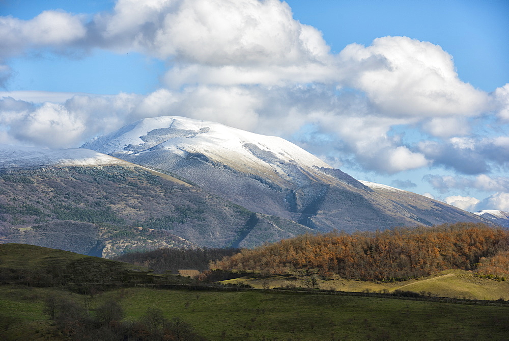 Winter in Monte Cucco Park, Apennines, Umbria, Italy, Europe