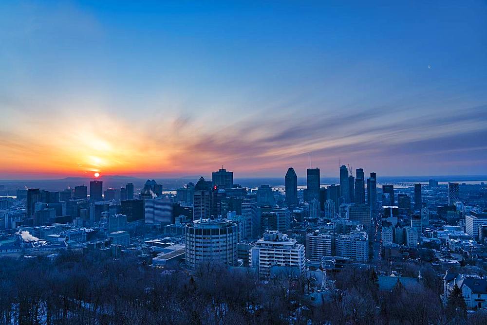 Sunrise over the city, Montreal, Quebec, Canada, North America