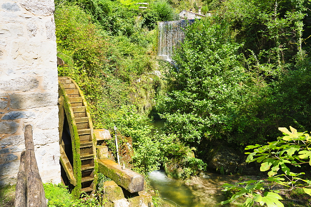 Caglieron caves, Old water mill, Veneto, Italy, Europe