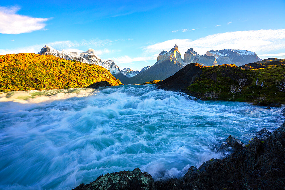 Salto Grande Waterfall and Los Cuernos del Paine, Torres del Paine National Park, Ultima Esperanza Province, Magallanes and Chilean Antactica Region, Patagonia, Chile, South America