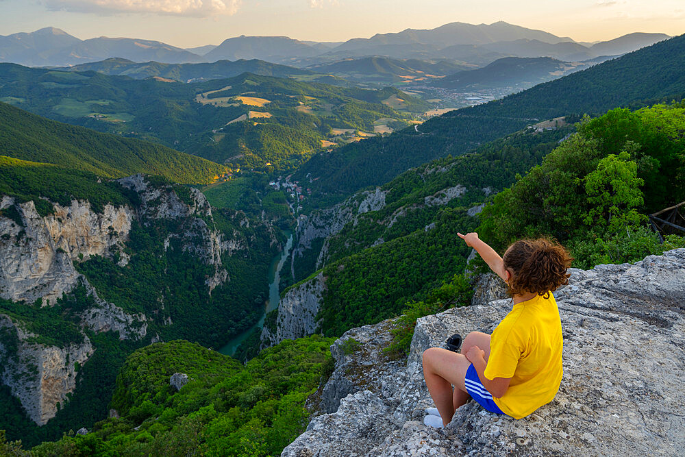 Hiker on Belvedere Alto, Furlo Gorge, Marche, Italy, Europe