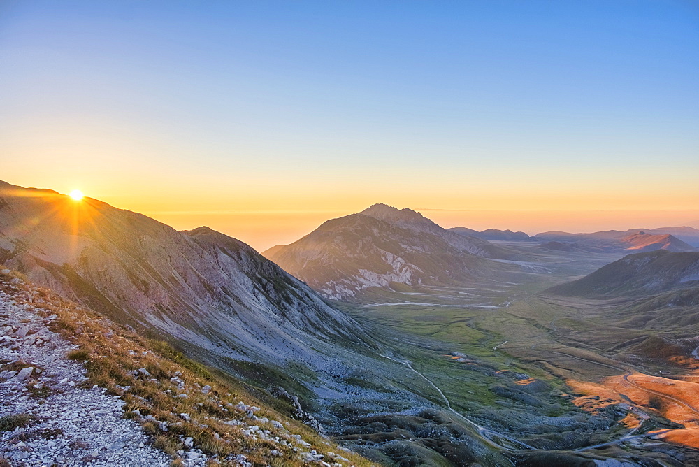 Plateau Campo Imperatore at sunrise, Gran Sasso e Monti della Laga National Park, Abruzzo, Italy, Europe