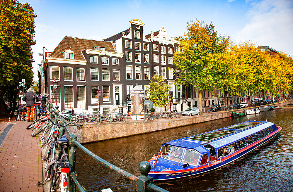 Beautiful cityscape of canals, Amsterdam, North Holland, The Netherlands, Europe