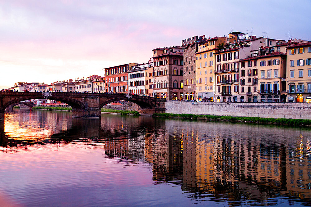 The Arno River, Florence, UNESCO World Heritage Site, Tuscany, Italy, Europe