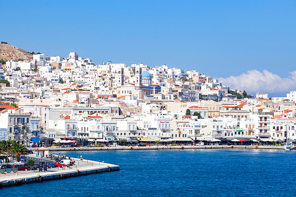 Ermoupoli, also known by the formal older name Ermoupolis (Hermoupolis) on the island of Syros, Cyclades, Greek Islands, Greece, Europe