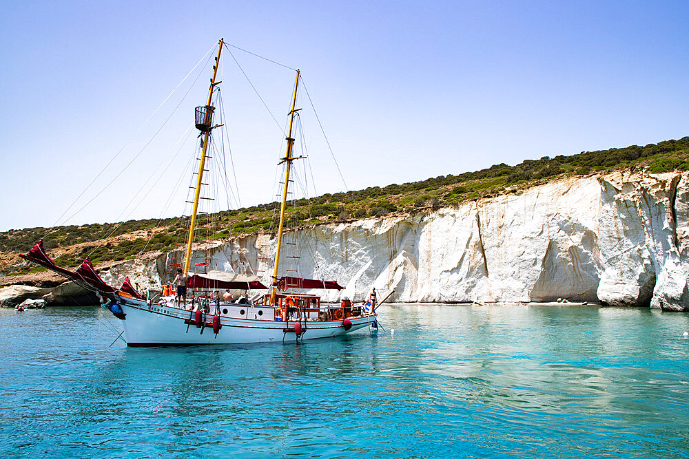 Tour boats in Kleftiko Bay, white cliffs of Kleftiko, Milos, Cyclades Islands, Greek Islands, Aegean Sea, Greece, Europe