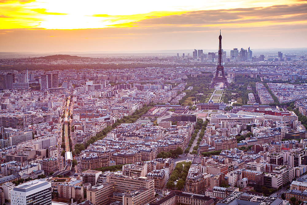 Skyline of Paris with the Eiffel Tower, Paris, France, Europe