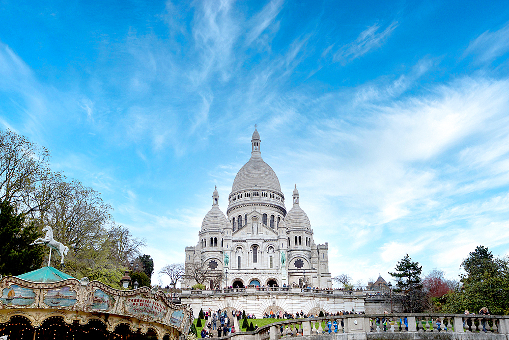 Basilique du Sacre-Cœur (Basilica of the Sacred Heart), Montmartre, Paris, France