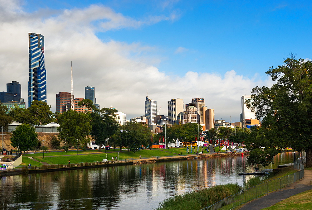 Melbourne city skyline over Yarra River, Melbourne, Victoria, Australia, Pacific