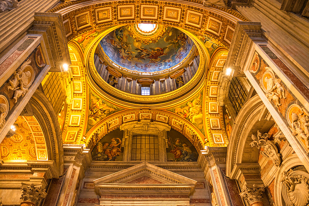 Minor Cupola ceiling detail, St. Peter's Basilica, Vatican City, Rome, Lazio, Italy, Europe