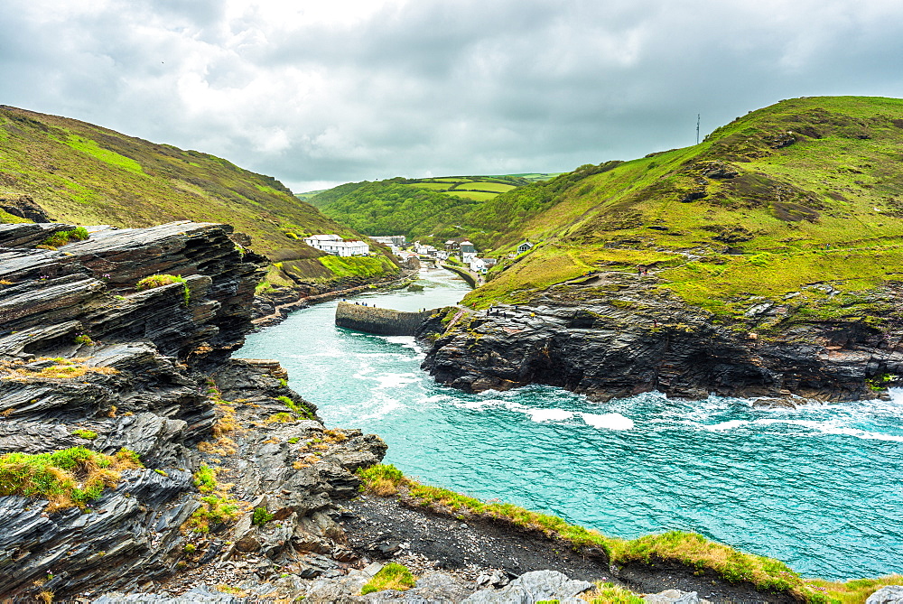 Dramatic coastal scenery looking towards the village of Boscastle from the top of Warren Point in West Cornwall, England, United Kingdom, Europe