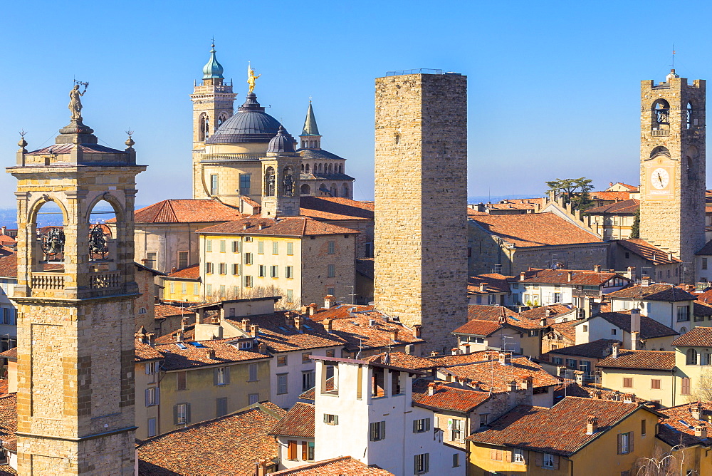 Tower of San Pangrazio, Torre del Gombito, Sant'Alessandro Cathedral (Duomo) and Civic Tower, Bergamo, Lombardy, Italy, Europe