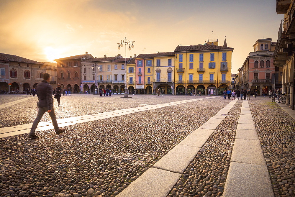 Sunset at Piazza della Vittoria (Vittoria Square), Lodi, Province of Lodi, Lombardy, Italy, Europe