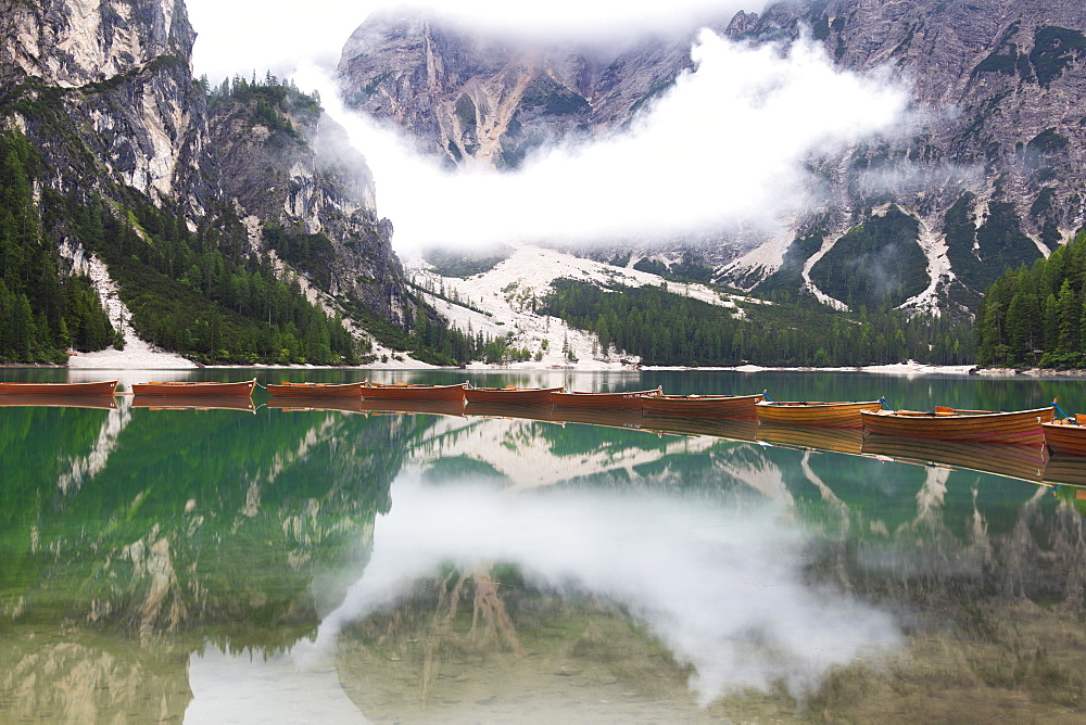 Boats at Braies Lake (Pragser Wildsee), Braies (Prags), South Tyrol, Dolomites, Italy, Europe