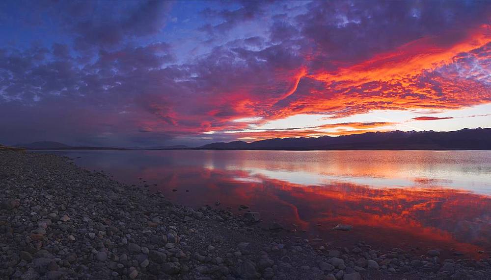 Lake Pukaki at sunset, South Island, New Zealand, Pacific