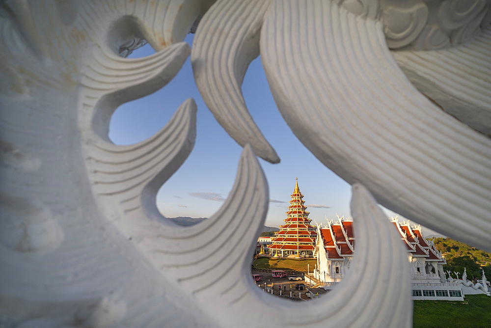 Wat Huay Pla Kang temple (Big Buddha) at dusk, Chiang Rai, Thailand, Southeast Asia, Asia