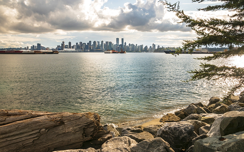 View of Vancouver Downtown from North Vancouver, Vancouver, British Columbia, Canada, North America