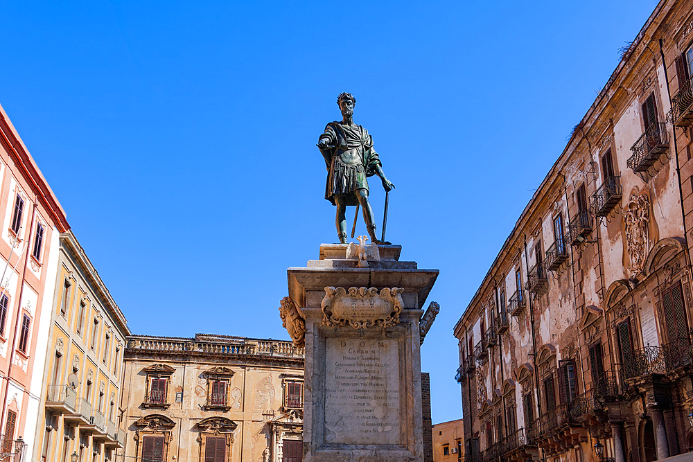 Charles V bronze statue monument in Bologni Square, Palermo, Sicily, Italy, Mediterranean, Europe