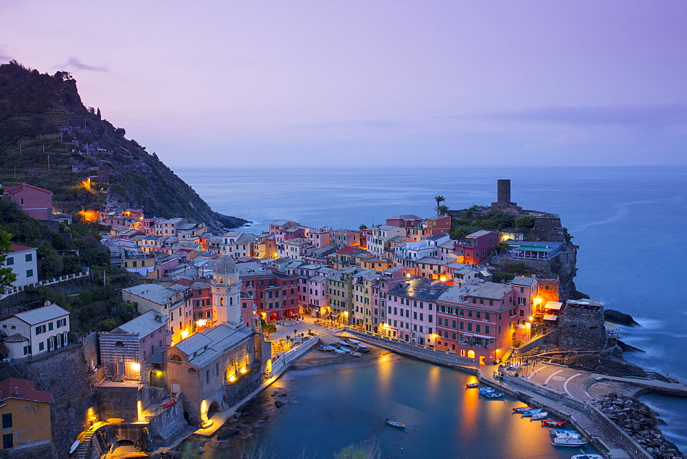 Sunrise at Vernazza, Cinque Terre, UNESCO World Heritage Site, Liguria, Italy, Europe