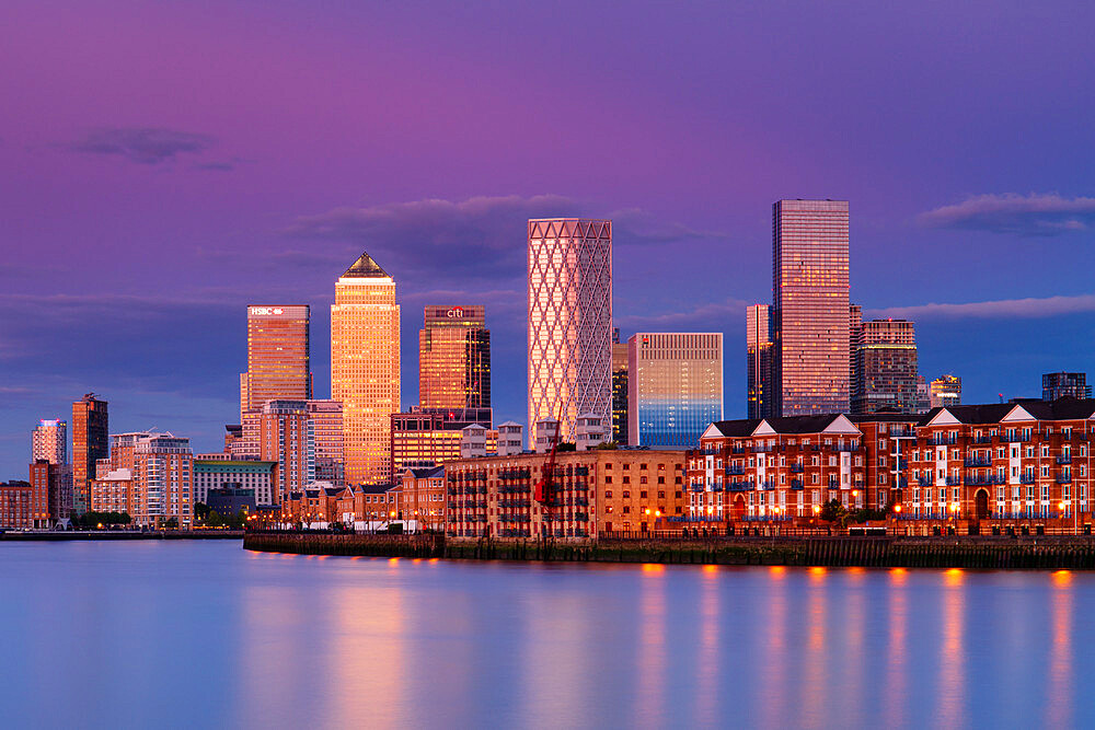 Canary Wharf and Rotherhithe at sunset, Docklands, London, England, United Kingdom, Europe