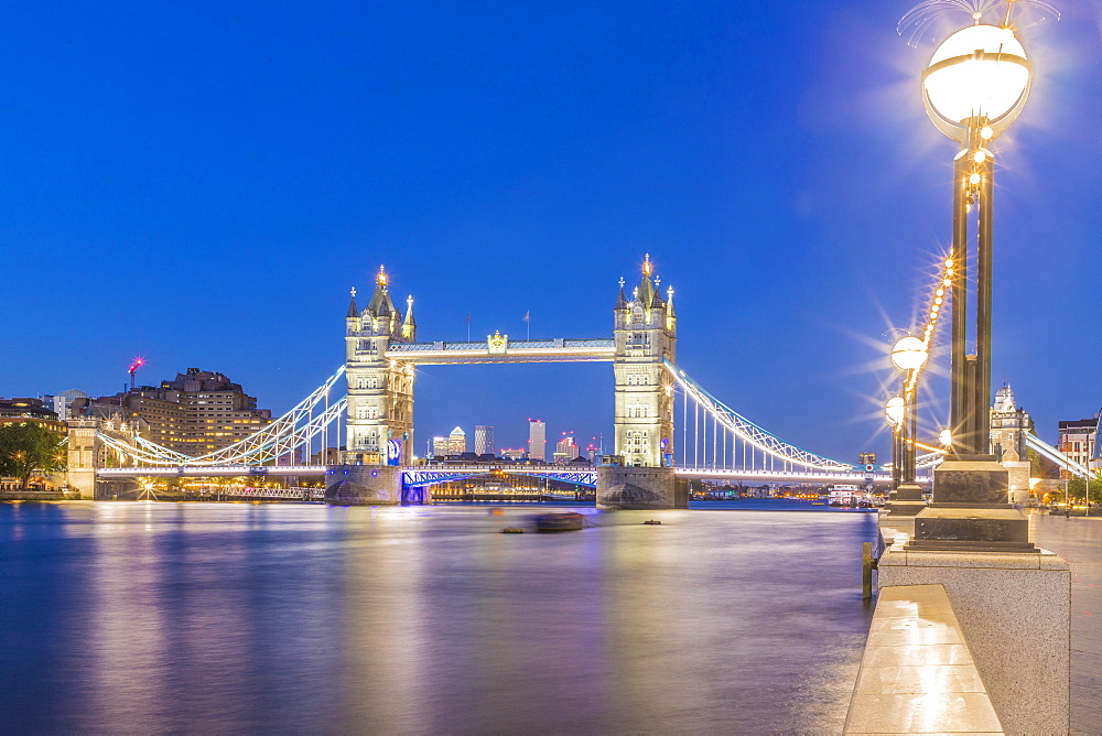 Tower Bridge and River Thames at night, London, England, United Kingdom, Europe