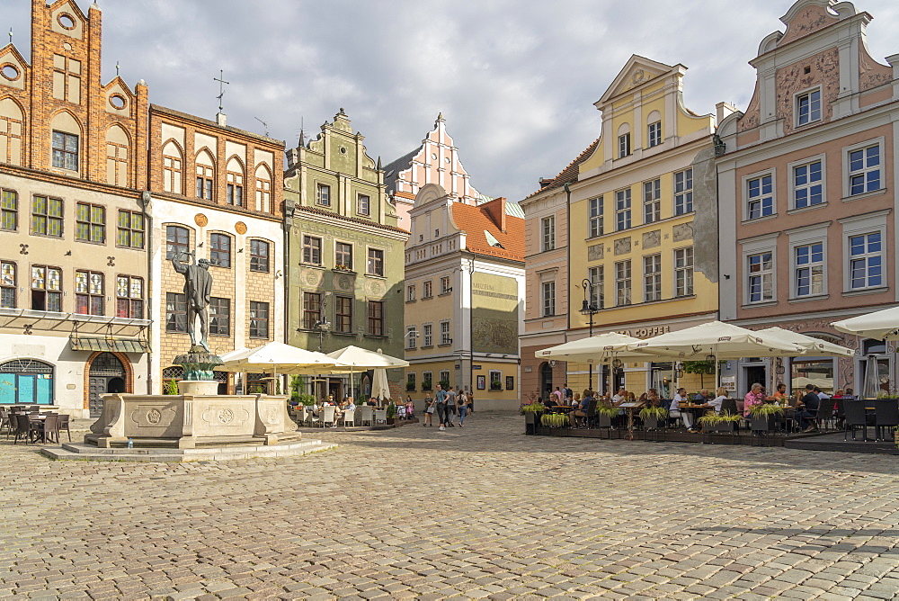 Old Town Square, Poznan, Poland, Europe