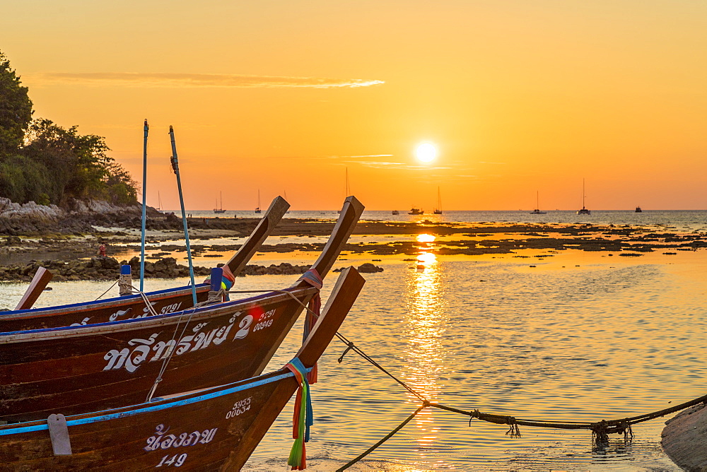 Sunset in Ko Lipe, in Tarutao National Marine Park, Thailand, Southeast Asia, Asia