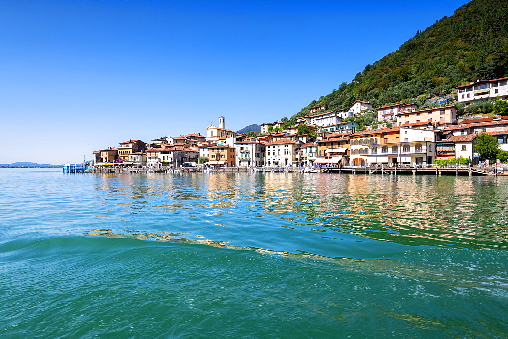 Peschiera Maraglio, Monte Isola, the largest lake island in Europe, Province of Brescia, Lombardy, Italy, Europe