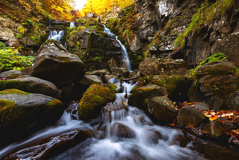 Autumn at the Dardagna waterfalls, Tosco Emiliano Apennines, Apuan Alps, Lizzano in Belvedere, Emilia Romagna, Italy, Europe