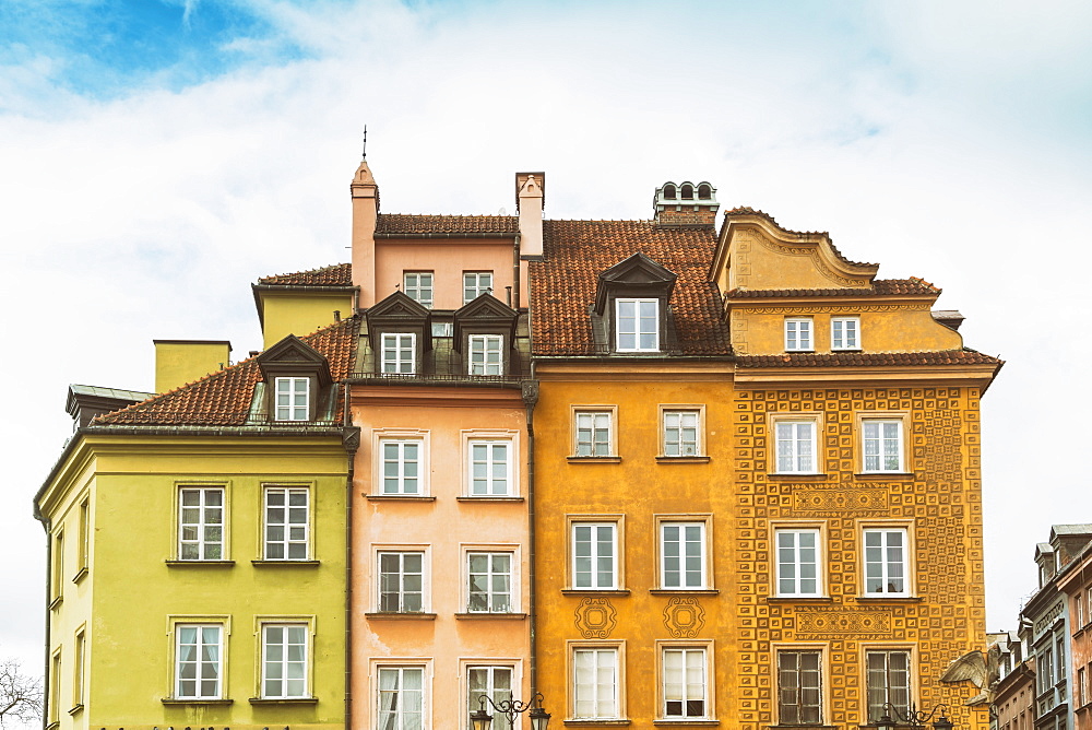 Historic buildings at the Castle Square (Plac Zamkowy), Old City, UNESCO World Heritage Site, Warsaw, Poland, Europe