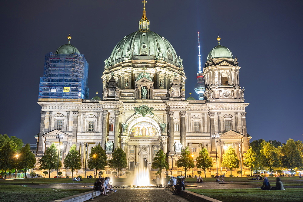 Berliner Dom (Berlin Cathedral) at night, Berlin, Germany, Europe