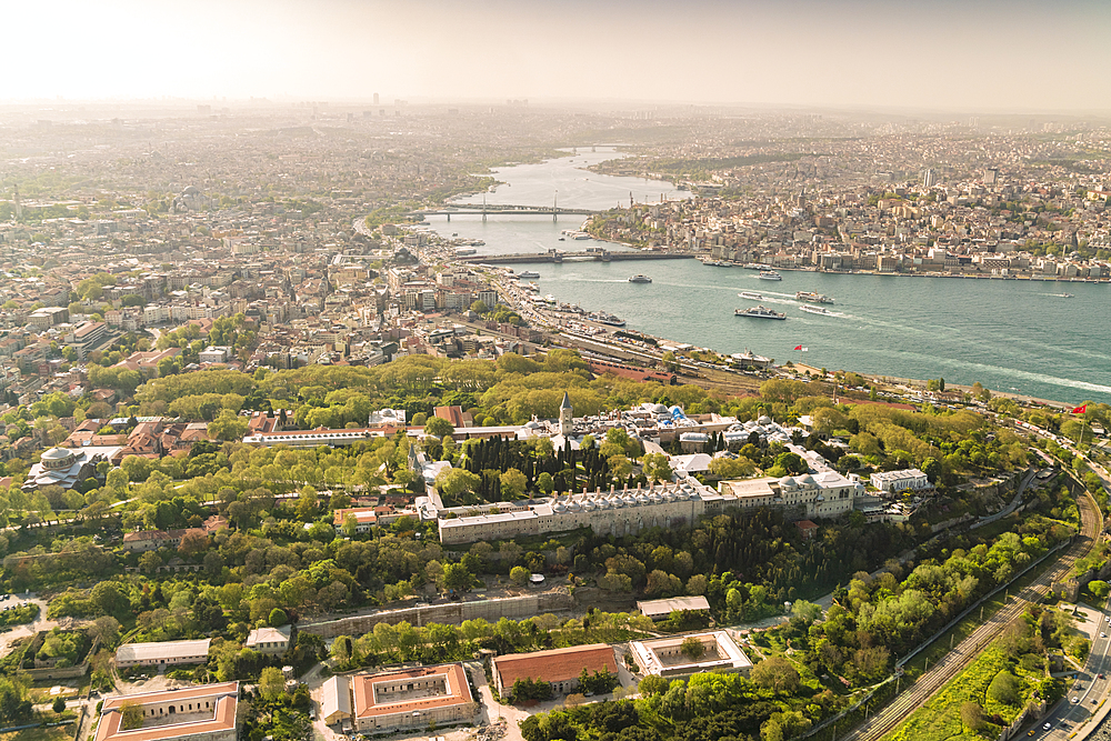 City of Istanbul from above with the Topkapi Palace, UNESCO World Heritage Site, in the foreground, Istanbul, Turkey, Europe