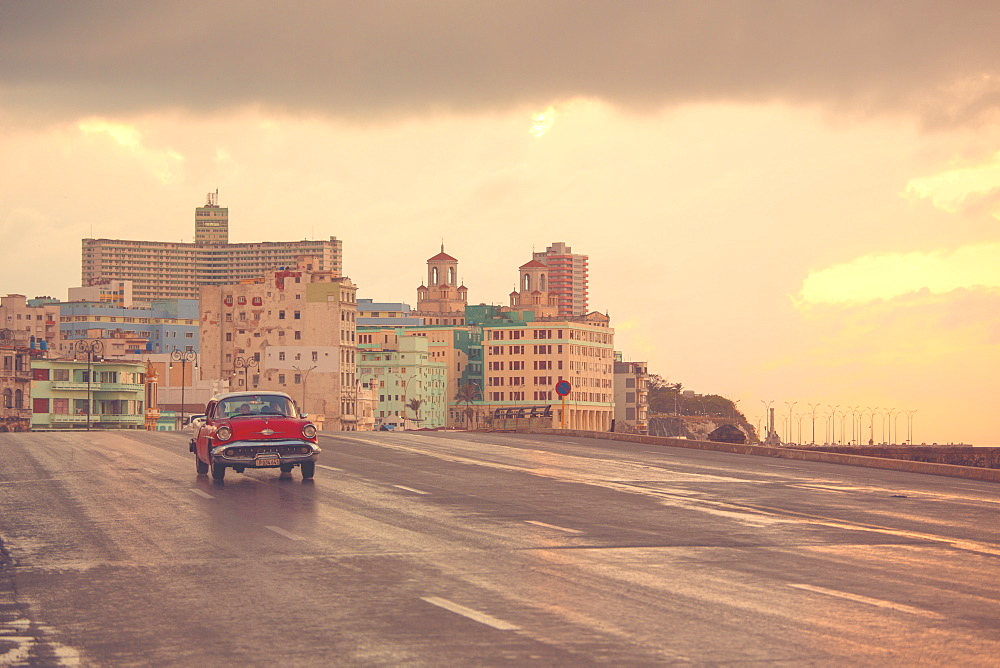 Malecon at sunset, Havana, Cuba, West Indies, Caribbean, Central America