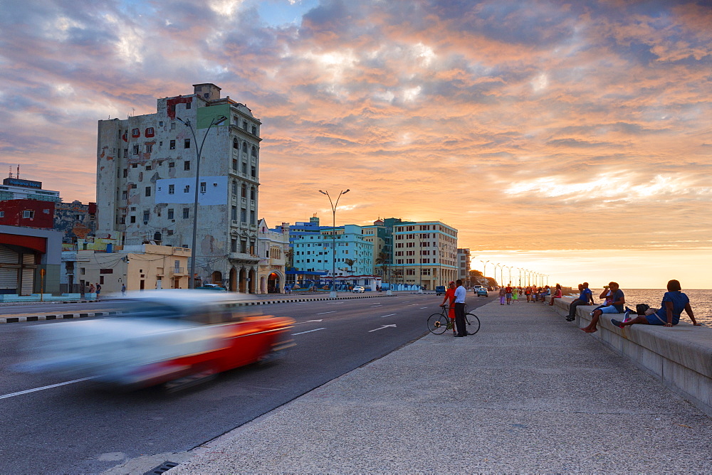 Malecon at sunset, Havana, Cuba, West Indies, Caribbean, Central America