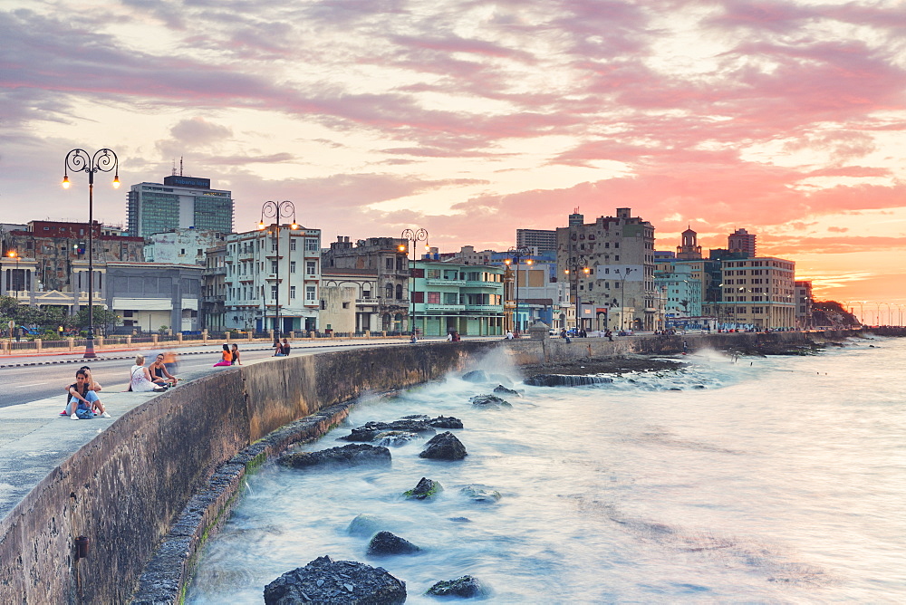 Malecon, Havana, Cuba, West Indies, Caribbean, Central America