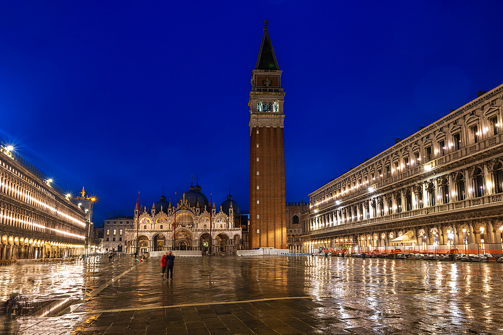 St. Mark's Square at blue hour, San Marco, Venice, UNESCO World Heritage Site, Veneto, Italy, Europe