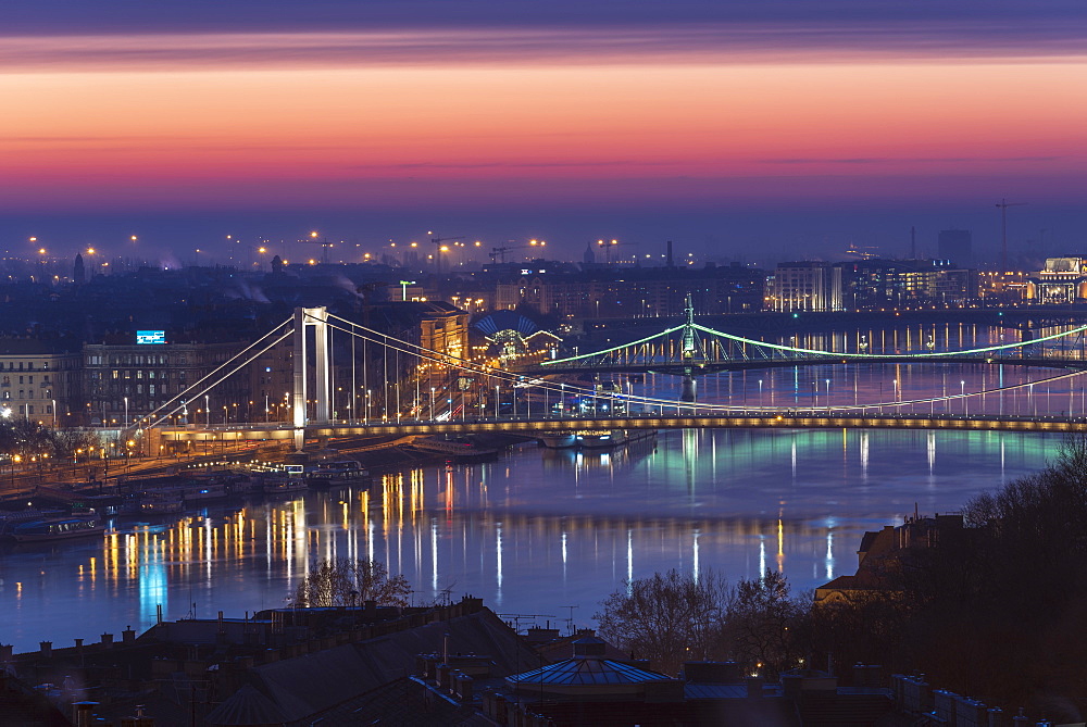 Dawn colours over the River Danube with Elisabeth Bridge and Liberty Bridge, UNESCO World Heritge Site, Budapest, Hungary, Europe