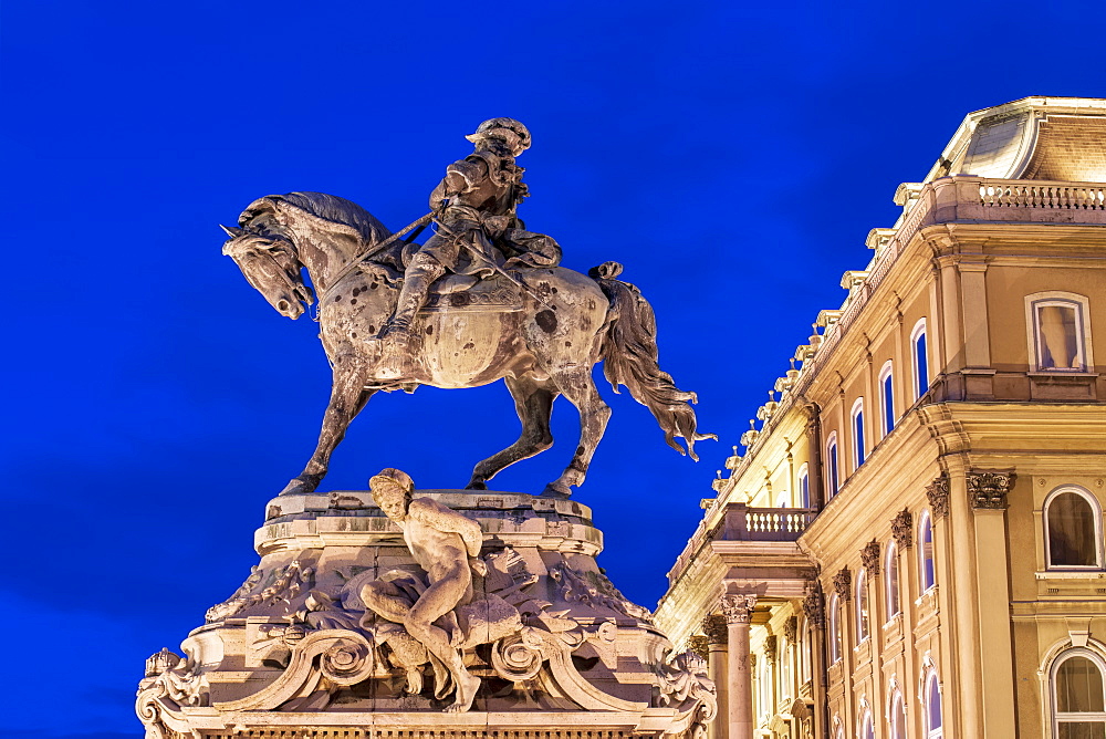 Equestrian statue of Prince Eugene of Savoy, Royal Palace, Buda Castle, UNESCO World Heritage Site, Budapest, Hungary, Europe