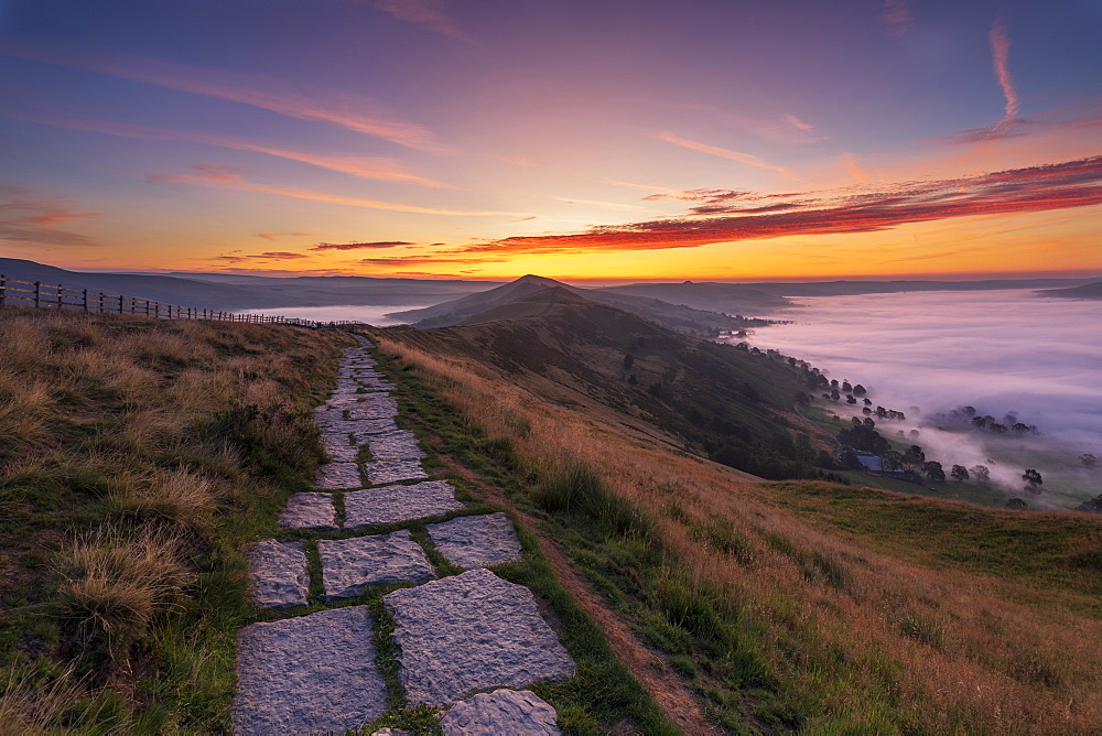 Cloud inversion with path leading to Lose Hill from Mam Tor, Derbyshire Peak District, Hope Valley, Derbyshire, England, United Kingdom, Europe