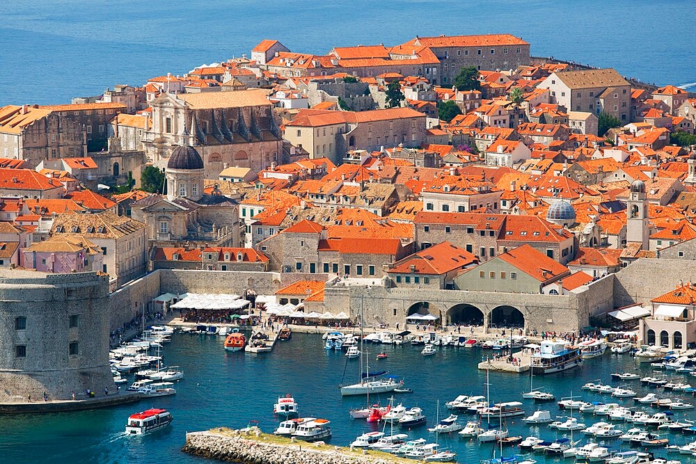 View over the Old Town (Stari Grad), from hillside above the Adriatic Sea, Dubrovnik, UNESCO World Heritage Site, Dubrovnik-Neretva, Dalmatia, Croatia, Europe