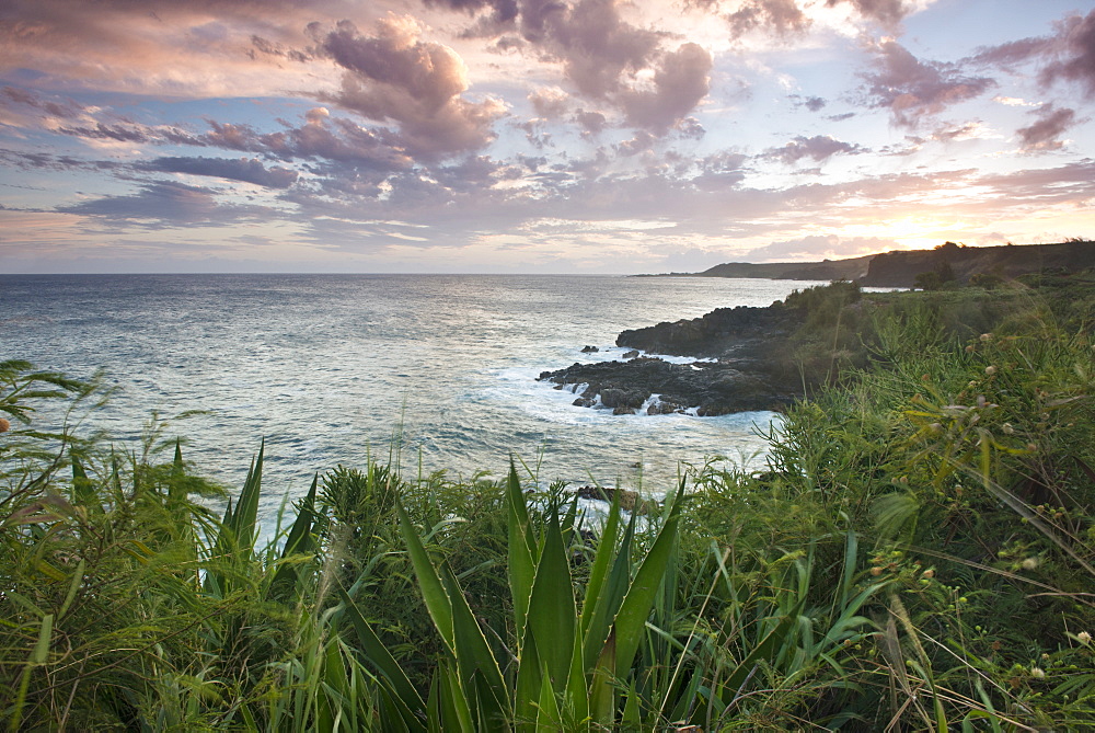 South coast of Kauai at sunset, Hawaii, United States of America, North America