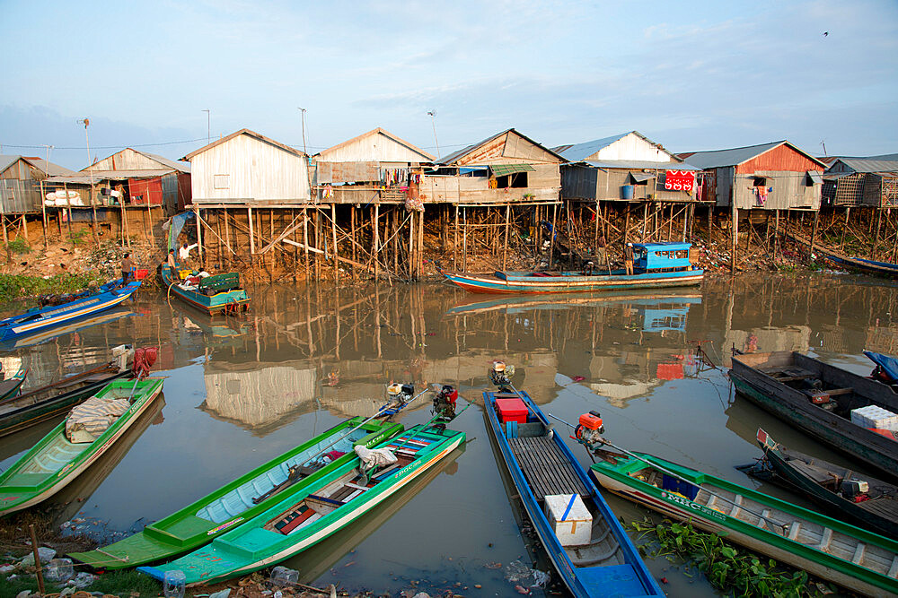 Houses on stilts at Tonle Sap Lake, Cambodia, Indochina, Southeast Asia, Asia